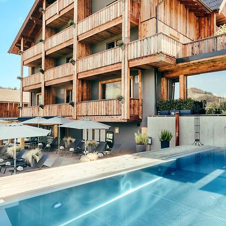 Almmonte Sensum Suites Boutique Hotel Wagrain Exterior photo